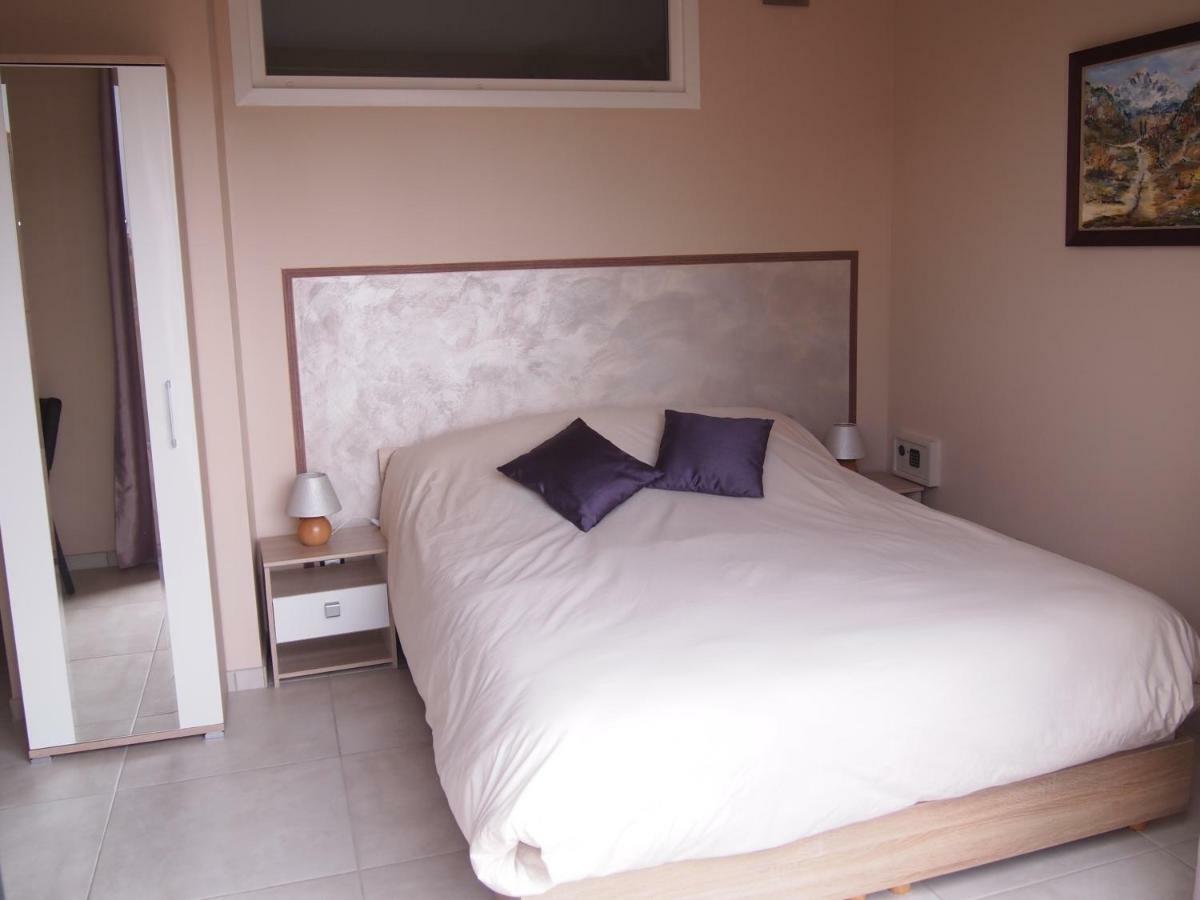 L'Escale Cote Bleue B&B And Spa Sausset-les-Pins Exteriör bild