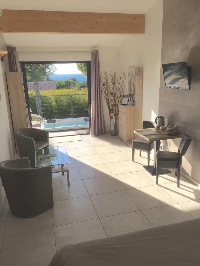 L'Escale Cote Bleue B&B And Spa Sausset-les-Pins Exteriör bild